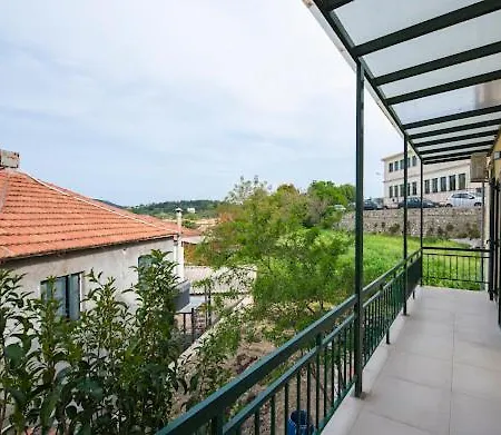 Basil & Sunrise Dom wakacyjny *