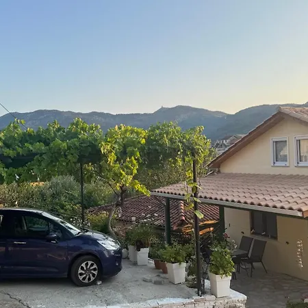Christos Appartments Holiday home Lazarata